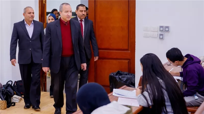 الشرقاوي يتفقد إمتحانات الفصل الدراسي الأول بكليات جامعة السويس