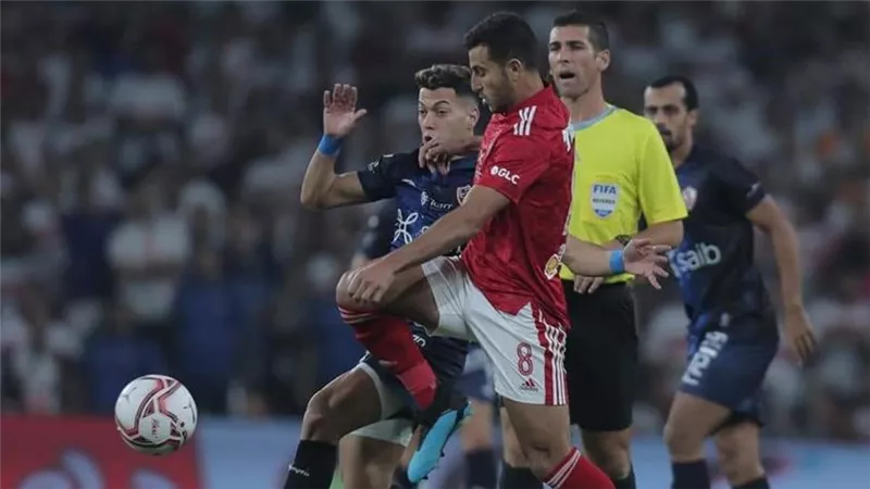 لجنة الحكام..تعلن عن طاقم تحكيم مباراة القمة الأهلي والزمالك