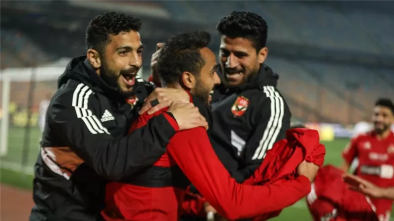 القاهرة حمراء.. نسر الأهلي يعتلي الزمالك بثلاثية ويبتعد بصدارة الدوري