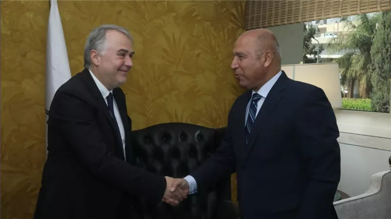 وزير النقل يستقبل المدير العام للاتحاد الدولي للسكك الحديدية (UIC) 
