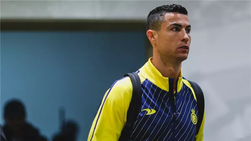 الظهور الأول.. كريستيانو رونالدو يحمل شارة القيادة ويقود تشكيل النصر ضد الاتفاق