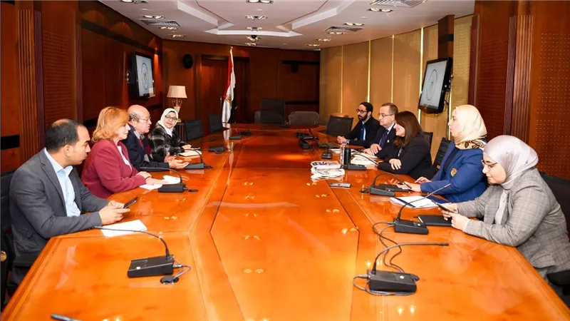 وزيرة الهجرة تستقبل عالم المصريات الدكتور وسيم السيسي لتوسيع التعاون في 