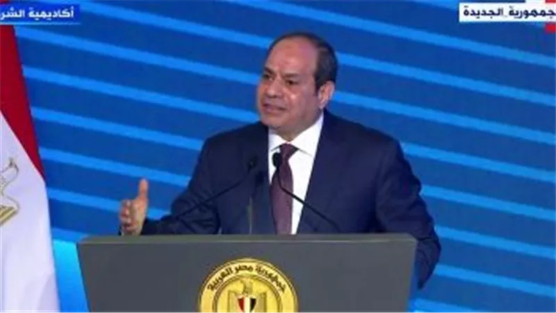 الرئيس السيسي: لا يمكن للاقتصاد النمو بدون بنية أساسية قوية وحديثة ومتكاملة