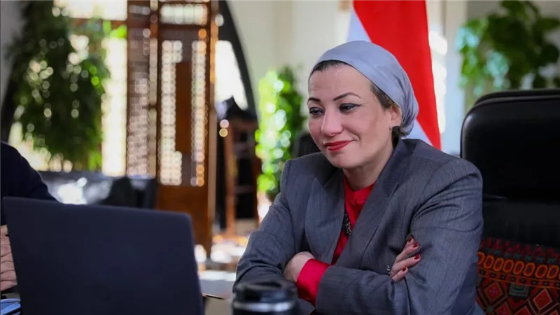 وزيرة البيئة تناقش مع ممثلي البنك الدولي آخر مستجدات مشروع إدارة تلوث الهواء وتغير المناخ 