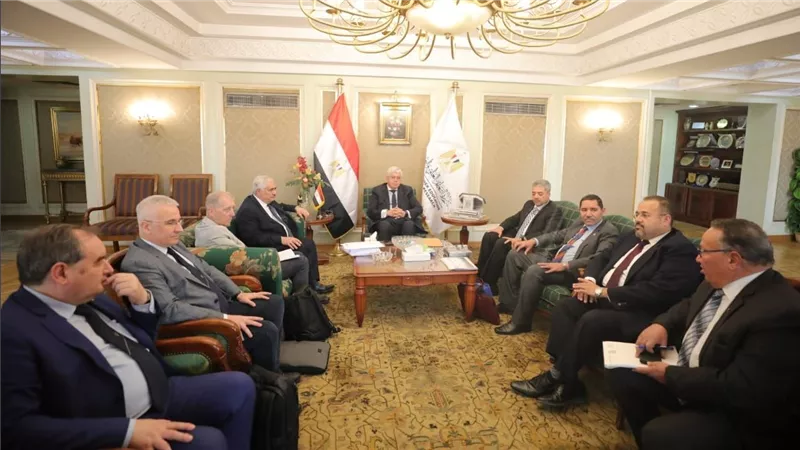 وزير التعليم العالى يلتقي وفدى الاتحاد الجغرافي الدولي والجمعية الجغرافية المصرية