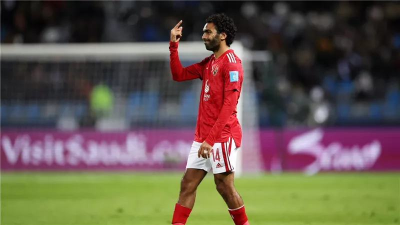 الشوط الأول.. تسديدة الشحات تعطي التقدم للنادي الأهلي أمام أوكلاند سيتي