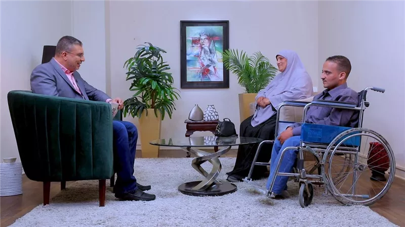 واحد من الناس يواصل مفاجأته برحلات العمرة للمشاهدين.. غدا