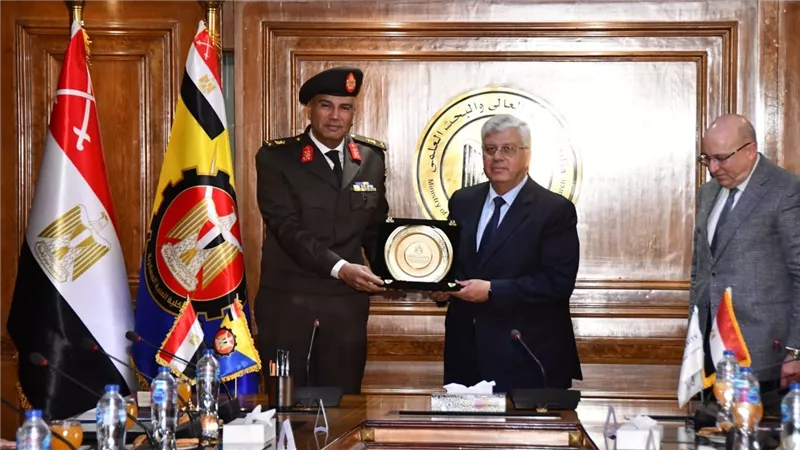 بحضور وزير التعليم العالي.. الكلية الفنية العسكرية توقع بروتوكول تعاون مع جامعة الجلالة  