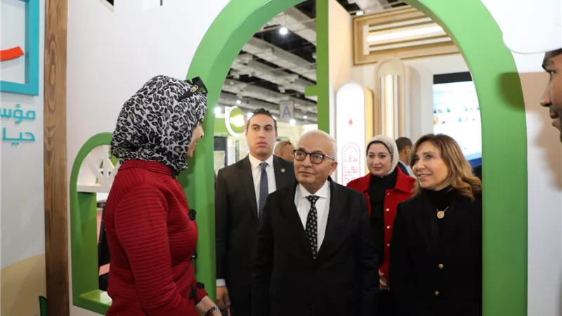 وزيرا التربية والتعليم والثقافة يتفقدان معرض القاهرة الدولي للكتاب فى دورته الـ 54