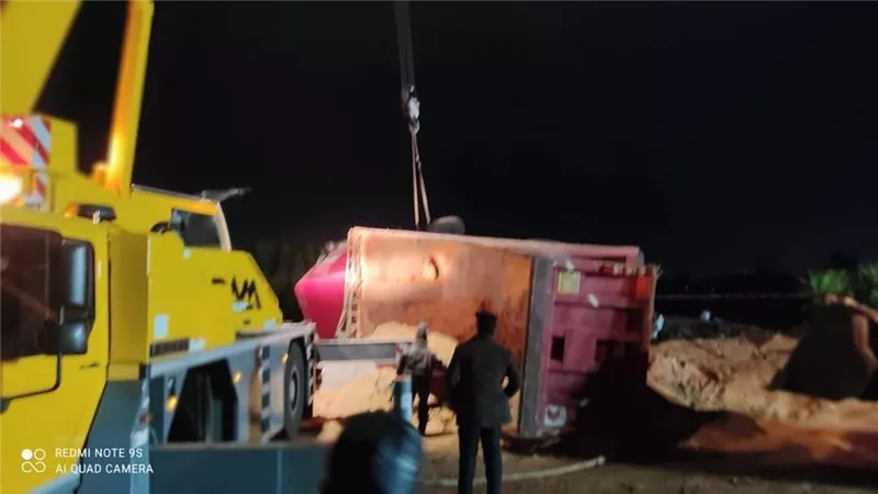 بالصور.. مصرع ثلاث اشخاص في حادث تصادم بسبب سوء الأحوال الجوية بالدقهلية