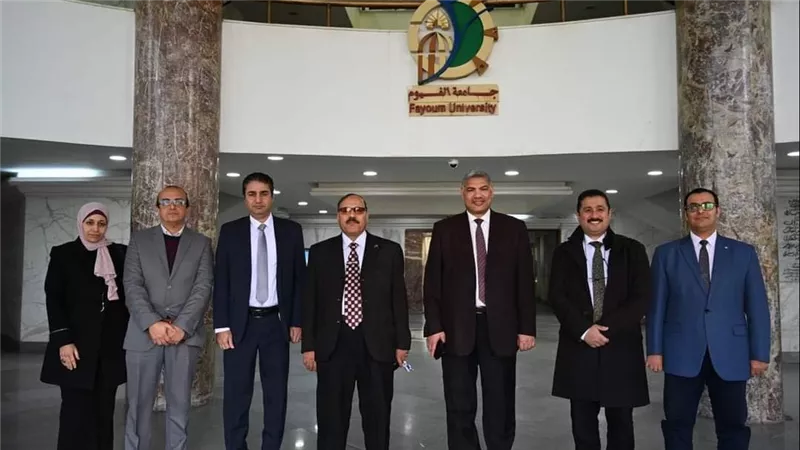 جامعة الفيوم تستقبل فريق الدعم الفني والمتابعة التابع لوزارة التعليم العالي والبحث العلمي 