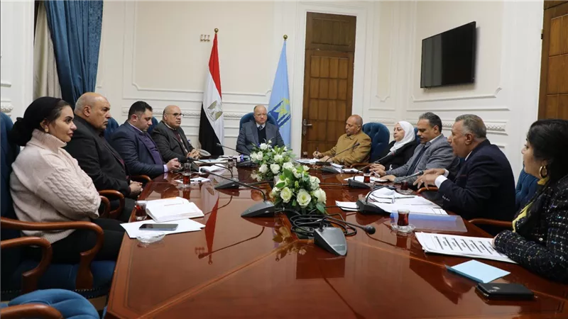 عبد العال: محافظة القاهرة الأولى في عدد الطلبات المقدمة للتراخيص طبقا لقانون المحال