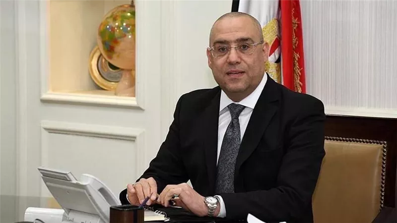 وزير الإسكان: 95 ألف مواطن استخرجوا استمارات حجز الأراضى والوحدات السكنية
