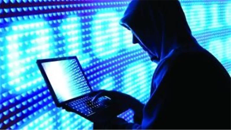 قراصنة روس يعلنون اختراق موقع قاعدة عسكرية أمريكية 