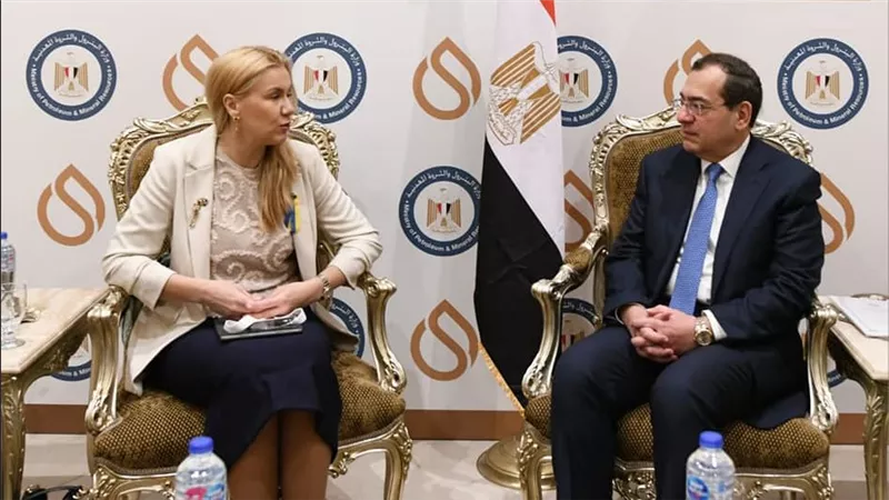 وزير البترول يستعرض مع مفوضة الاتحاد الأوروبي خطط تنمية موارد الغاز الطبيعي