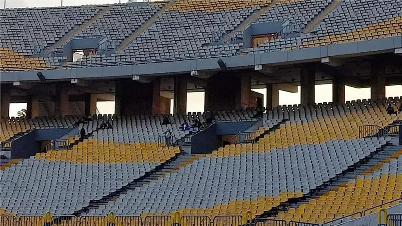 الدوري المصري.. غياب جماهير الزمالك عن حضور مباراة سموحة