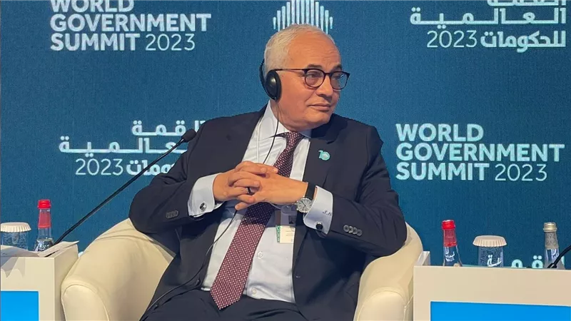 وزير التربية والتعليم يشارك في جلسة نقاشية بعنوان 