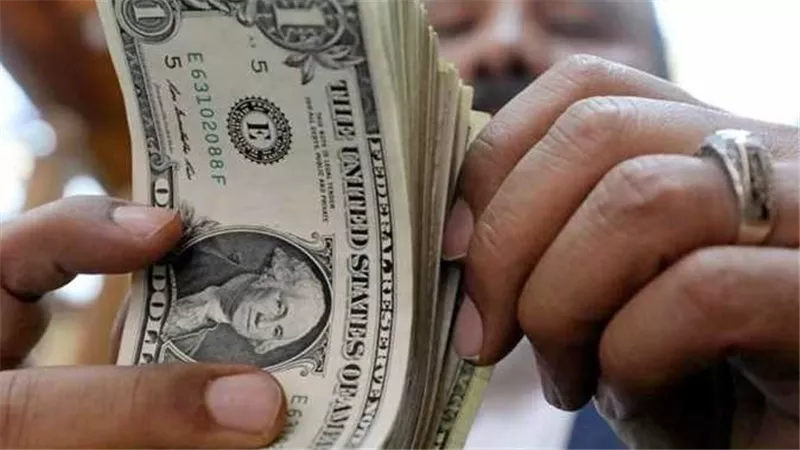 أسعار الذهب والدولار اليوم الأربعاء 15 فبراير 2023