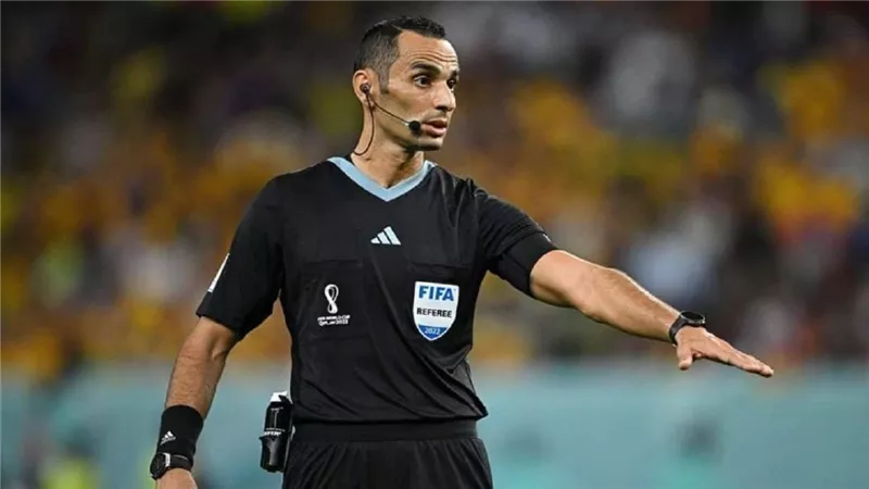 كأس الكونفدرالية.. مصطفى غربال يدير مباراة بيراميدز وفيوتشر