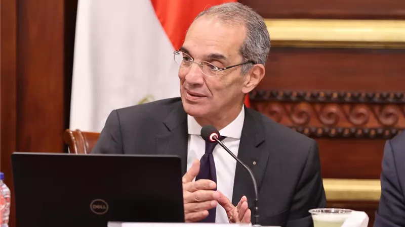  وزير الاتصالات: نحرص على تمكين المصريين بالخارج من الحصول على الخدمات الحكومية بشكل رقمى 