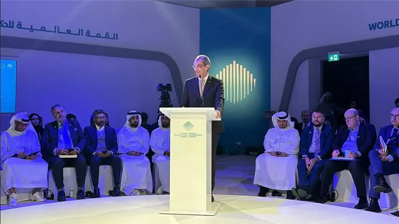 وزير الاتصالات يشارك فى جلسة حول مستقبل الخدمات الحكومية بمنتدى الخدمات الحكومية 