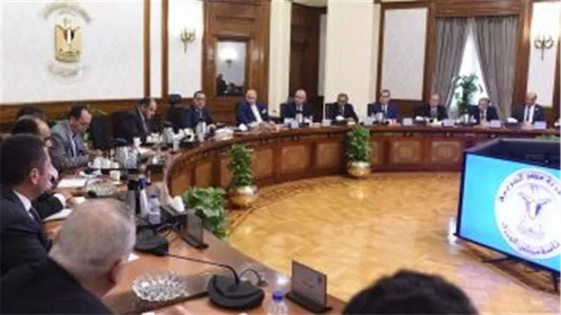 الحكومة تكشف حقيقة وقف صرف الدعم الاستثنائي على البطاقات التموينية 