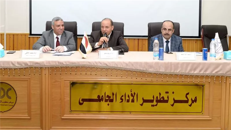 بالصور.. جامعة المنصورة تطلق مبادرة رواد القيادات الإدارية 