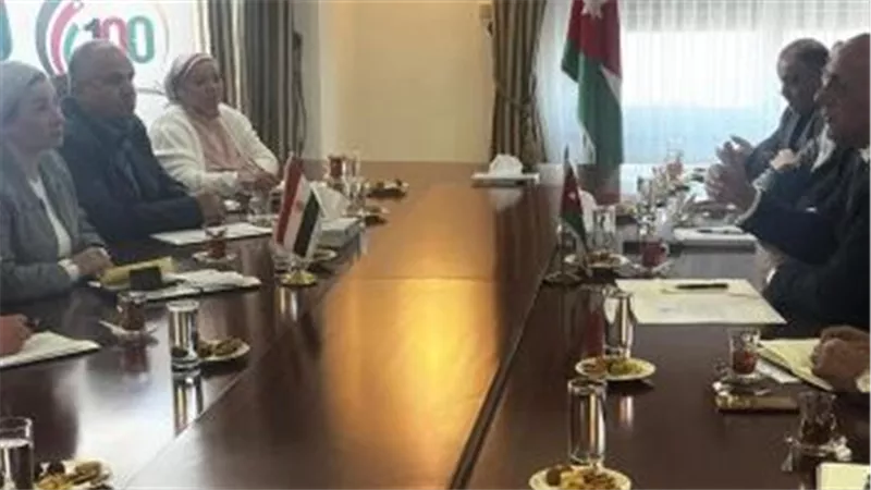 وزيرة البيئة تلتقى نظيرها الأردنى لبحث دعم الاستثمار