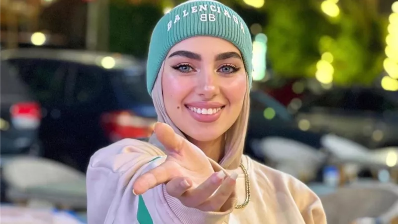 تأييد التحفظ على أموال البلوجر هدير عاطف وطليقها في قضية النصب 