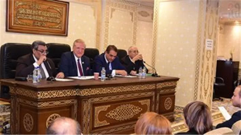 رئيس الجمارك: مصر لديها مصنع لإنتاج المحمول ينتج شهريا 100 ألف موبايل