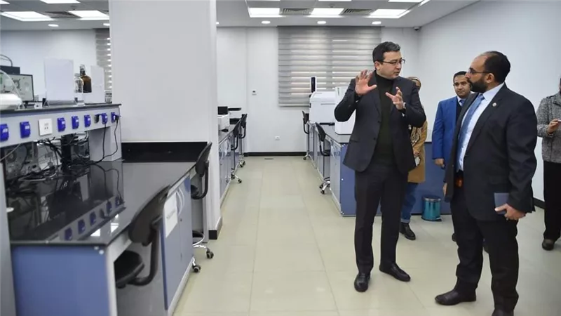 هيئة الدواء المصرية تستقبل وفد وكالة تطوير الصناعة الدوائية بجمهورية أوزباكستان