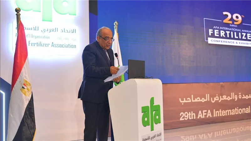 وزير قطاع الأعمال: مصر سادس أكبر منتج لليوريا وخامس أكبر مصدر لها بالعالم  