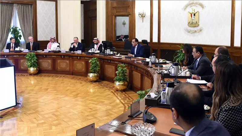 الحكومة تُعد استراتيجية وطنية متكاملة لمكافحة البطالة