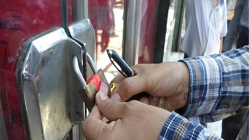 غلق وتشميع محل ألبان الصفا بمدينة نصر