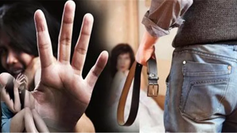 حبس أب وأم قيدا ابنتهما حتى الموت بسوهاج