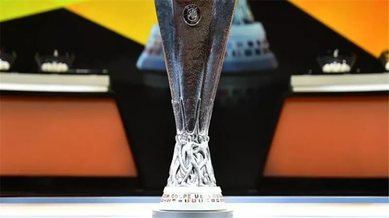 قرعة الدوري الأوروبي.. مواجهة إسبانية جديدة ليونايتد وأرسنال ضد لشبونة