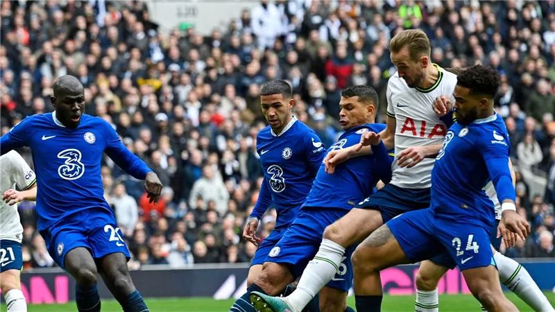 ديربي لندن.. تشيلسي يواصل السقوط ويخسر من توتنهام فى الدوري الإنجليزي