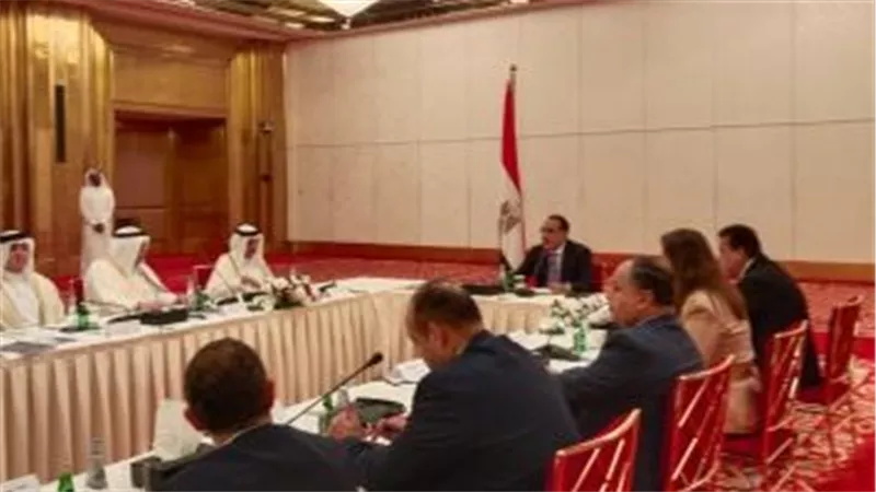 رئيس المنطقة الاقتصادية لقناة السويس: مصر تستورد 200 ألف سيارة سنويا