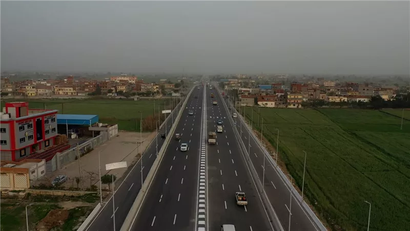 وزير النقل : بدء التشغيل التجريبي لكوبري كفر الدوار بطريق القاهرة /الإسكندرية الزراعي