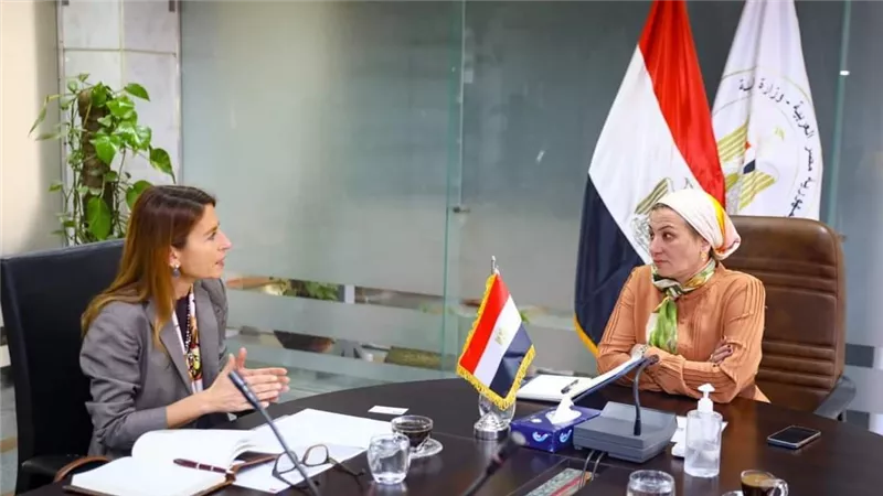 وزيرة البيئة تناقش مع مديرة مكتب اليونسكو بالقاهرة التعاون الثنائي