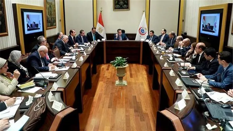 وزير الصحة يوجه بتطوير منظومة العمل بـ مستشفى السلام التخصصي 