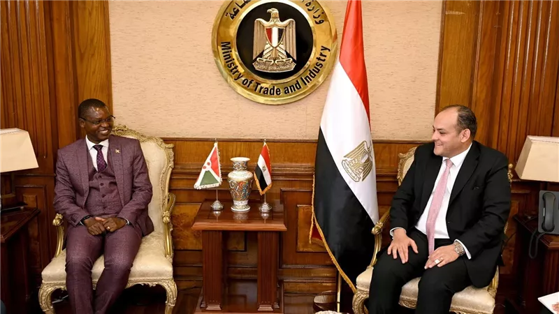 احمد سمير: فرص كبيرة لتعزيز التعاون الاقتصادي المشترك مع دولة بوروندي على المستويين الثنائي والقاري