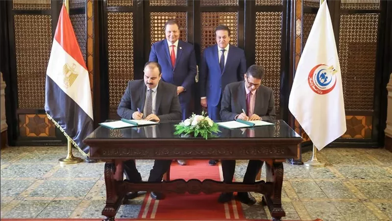 وزير الصحة يشهد توقيع بروتوكول بين الرقابة الصحية والعلاج الحر بشأن معايير الجودة