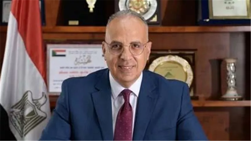 وزير الري يتابع إجراءات الاستلام النهائي لمحطة شادر عزام بمحافظة بورسعيد