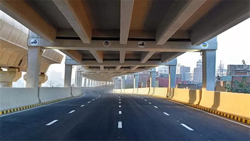 كل ما تريد معرفته عن محور الفريق كمال عامر