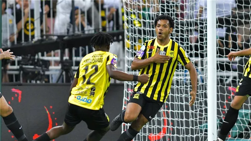 بقيادة حجازي وحامد.. الاتحاد يُسقط النصر وينتزع صدارة الدوري السعودي بمشاركة كريستيانو
