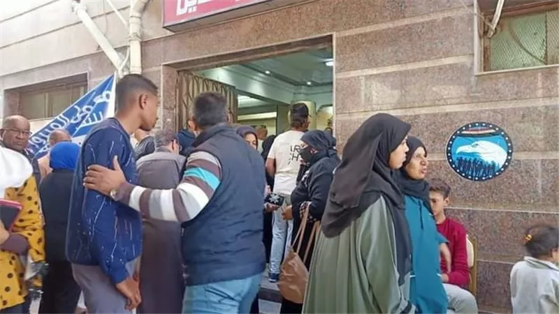 مستقبل وطن بالسويس يتكفل بتنظم اكبر قافلة طبية بالمجان في كافه التخصصات
