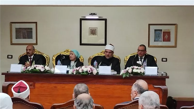 مقدمي البرامج بإذاعات وتليفزيونات التعاون الإسلامي بمؤتمر المعهد العالي للدراسات الإسلامية.. صور