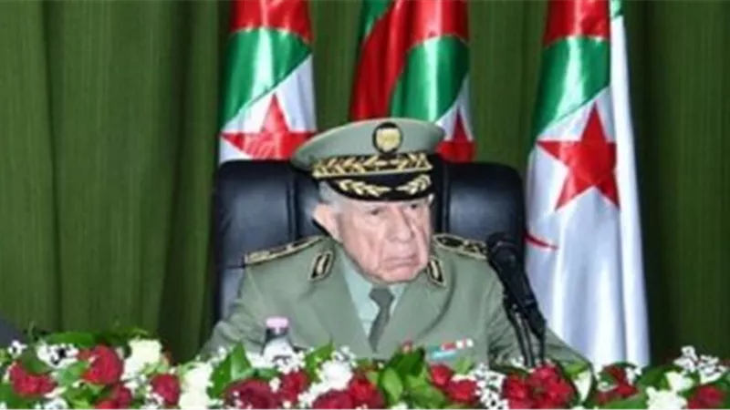 الدفاع الجزائرية تعلن تنصيب العقيد محرز جريبى مديرًا جديدًا لجهاز أمن الجيش