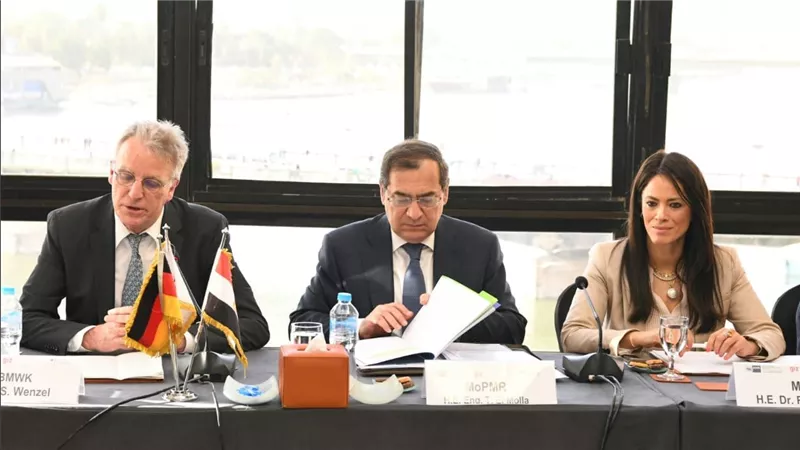 وزير البترول يشارك بالاجتماع الأول للجنة التعاون بين مصر وألمانيا في الطاقة